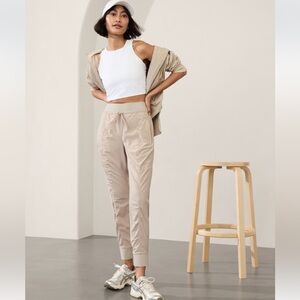 ATHLETA Attitude Pant - Size 8